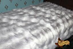 Luxury Faux Fur Bed Spread - Arctic Wolf Comforter Throw Blanket Or Duvet Gray & White Feather Huskie Stripe