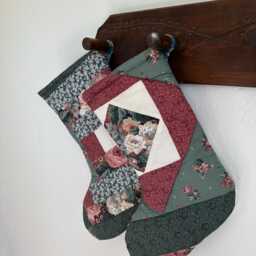 Quilted Christmas Stockings - Heirloom Quality Antique Patchwork - thumbnail 4
