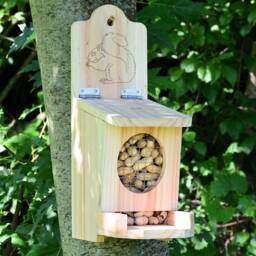 Cedar Squirrel & Blue Jay Feeder - Handcrafted - Holds 1.5 lbs. Whole, Unshelled Peanuts Weather Resistant Gift For Nature Lovers - thumbnail 3