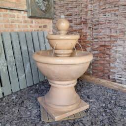 Camelot Sone Fountain - thumbnail 2