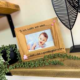 "Granddaughter Personalised Wooden Photo Frame - Grandson Grandchildren Love, Cuddle & Adore Solid Oak 6x4"", 7x5"