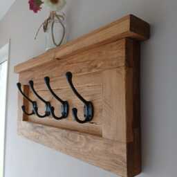 Wooden Rustic Coat Rack - thumbnail 2