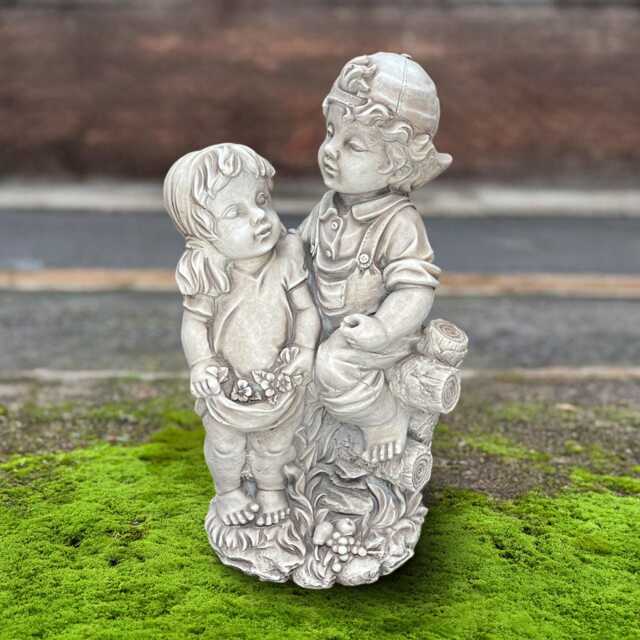 Stone Kids Picking Flowers Statue Boy With Girl Sculpture Cute Children Decoration Handmade Siblings Yard Ornament Art Gift - image 1