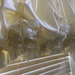 Off White Parchment Double Ruffle Balloon Curtain Valance - thumbnail 3