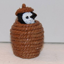 Baby Emperor Penguin in Rope Basket - thumbnail 2