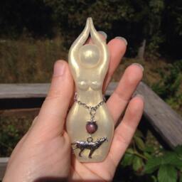 Skadi Story Goddess Statue, Wolf - Statue, Figurine, Lupa, Abnoba, Norse, Story Goddess, Wolf, Shaman - thumbnail 2