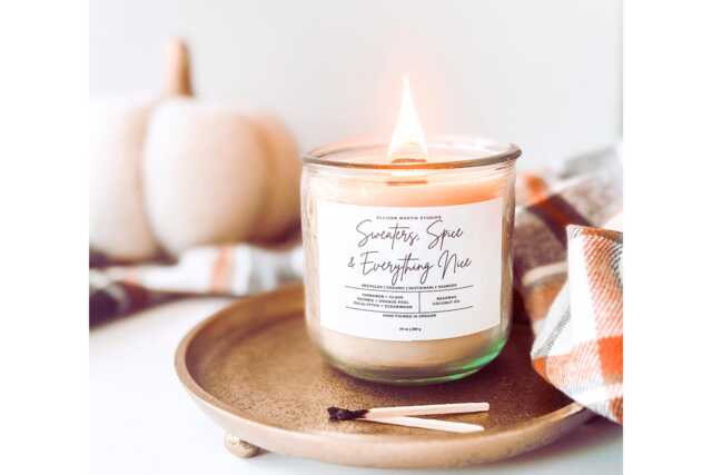 Spicy Fall Beeswax Candle, Aromatherapy Essential Oils, Wood Wick - image 1