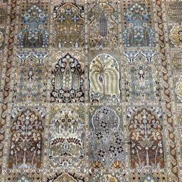 Size 5.5x8 Feet. Handmade Kashmir Silk Carpet, Vintage Rug - thumbnail 3