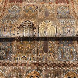Size 5.5x8 Feet. Handmade Kashmir Silk Carpet, Vintage Rug - thumbnail 4
