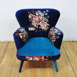 Gobelin Armchair - Pomegranate Blues - thumbnail 4