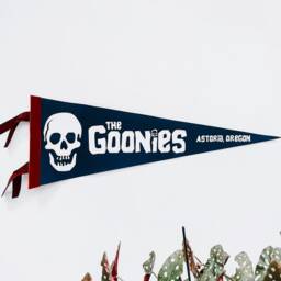 The Goonies Felt Pennant Flag Astoria Oregon Souvenir 80S Movie - thumbnail 2