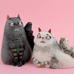 Ceramic Figurine - Sculpture White Cat - thumbnail 4
