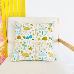 Mushroom Daisy Linen Pillow Cover, Cute 18In Square - thumbnail 1