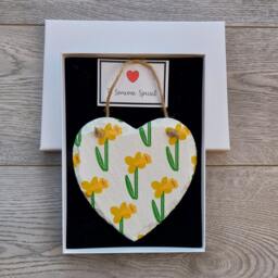 Daffodil Slate Heart Plaque Decoupage Spring Wall Hanging - thumbnail 3