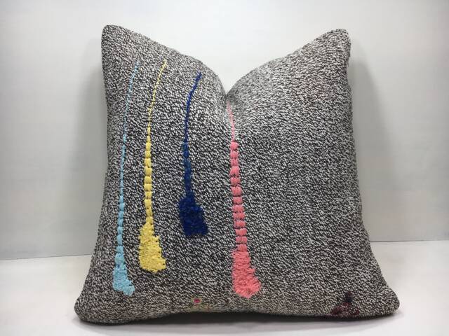 Vintage Kilim Pillow Cover, Handwoven Turkish Bohemian Cushion 20x20 - image 1