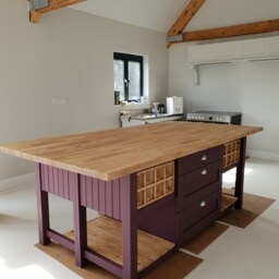 Bespoke Farmhouse Kitchen Island - The Oban - thumbnail 2