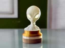 Grey Alien Head Led Lamp - Free Shipping Sci-Fi Night Light Handmade Ufo Decor For Fans I Want To Believe Area 51 Roswell