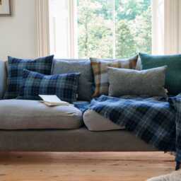 "Harris Tweed Denim Macleod Tartan - 50x30cm/20""x12" - thumbnail 3