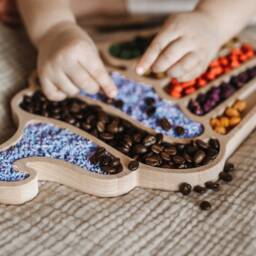 Capcake Tree Sensory Tray - Handcrafted Beech Wood 30x20 cm Multi-Sensory Play - thumbnail 2