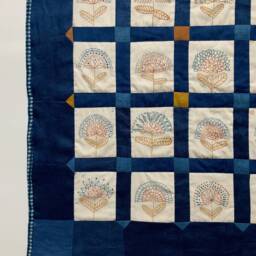 Drawn Flowers Wall Hanging, Quilt, Fabric Wall Hanging, Linen & Cotton Textile - thumbnail 2