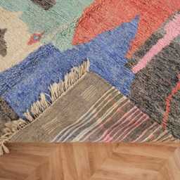 Vibrant Boujaad Rug 6x9 Berber Moroccan Beauty - thumbnail 4