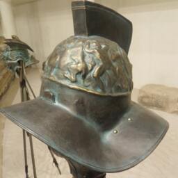 Ancient Pompeii Gladiator Helmet Replica Bronze Finish Sculpture - thumbnail 2