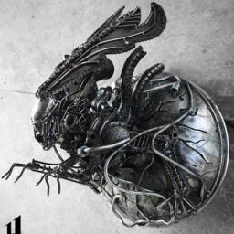 Recycled Metal Queen Monster Lamp/Recycle Sustainable Sculpture Art - thumbnail 2