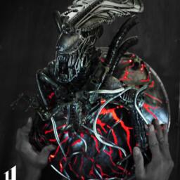 Recycled Metal Queen Monster Lamp/Recycle Sustainable Sculpture Art - thumbnail 4