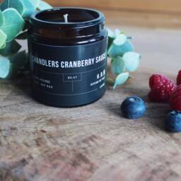 Friends Chandlers Cranberry Sauce - Soy Candle Natural Wax Candles Eco in Amber Glass Jar Christmas - thumbnail 2