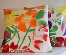"Handmade Marimekko Pillow Cover Ursula Floral Print, 20""x20" - thumbnail 1