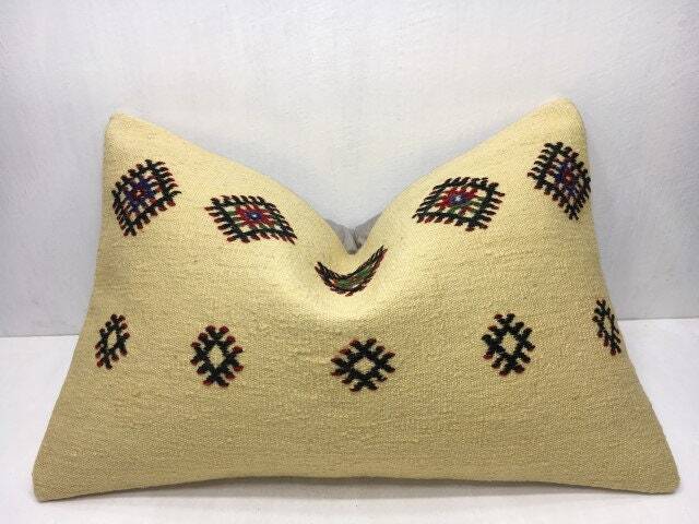 Vintage Turkish Kilim Pillow Cover, Handwoven Wool Accent - 16x24 - image 1