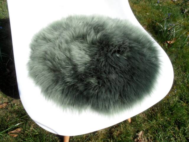 Seat Cover/Pad Made Out Of Natural Lambskin Sheepskin Colour Fir Green 40cm - image 1