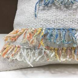 Vintage Kilim Lumbar Pillow, Handwoven Turkish Throw, 20x20 - thumbnail 3