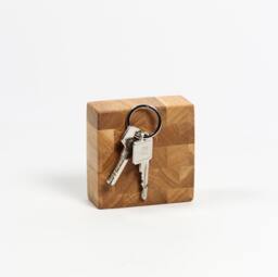 Wall Mounted Magnetic Key Holder Made From End Grain Oak Or Walnut - thumbnail 1