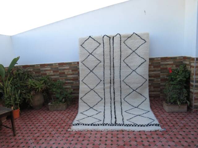 Beni Ourain Beniourain Rug-Rug Moroccan Vintage-Wool Rug - Rainbow Rugs-Vintage Fabric Scraps - Azilal Rugs-Moroccan Rug - image 1