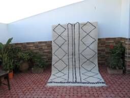 Beni Ourain Beniourain Rug-Rug Moroccan Vintage-Wool Rug - Rainbow Rugs-Vintage Fabric Scraps - Azilal Rugs-Moroccan Rug - thumbnail 1