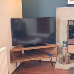 Reclaimed Wood Corner Tv Stand Retro Media Unit With Hairpin Legs