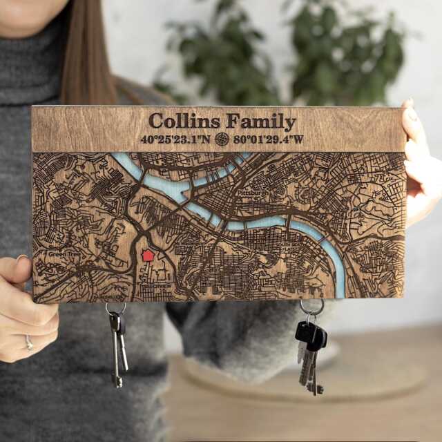 Custom Coordinates Key Organizer, Magnetic Family Map Holder - image 1