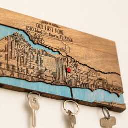 Custom Coordinates Key Organizer, Magnetic Family Map Holder - thumbnail 4