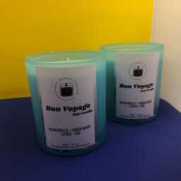 Bon Voyage - Ocean Breeze Soy Candle Sandalwood, Citrus & Oak, Hand-Poured - thumbnail 3