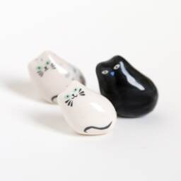 Philosopher Cat/Ceramic Lucky Charm - thumbnail 2