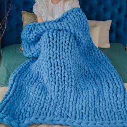 Chunky Knit Blanket, Handmade Gifts, Wool Knitted Throw, Super Bulky Bulky Gift, Blue - thumbnail 2