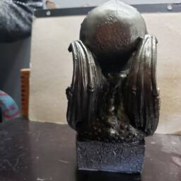 Cthulhu Statue - thumbnail 3