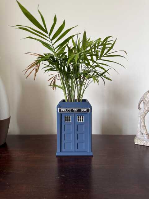 Tardis-Inspired Self Watering Planter - Custom Indoor Plant Pot Doctor Who Fan Gift - image 1