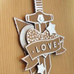 "Cardboard Wall Decor - ""Love" - thumbnail 4