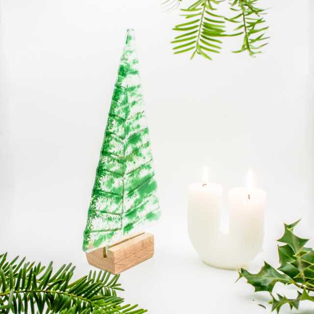 Large Fused Glass Christmas Tree Green 22cm - 8 1/2 - image 1
