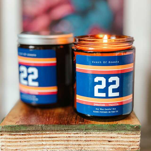 22 Peaches & Vanilla Scented Candle, Bookish Hockey Romance - image 1
