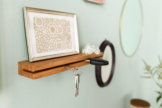 Wooden Key Holder With Shelf - Floating Rack in Solid Oak For Entryway - image 1