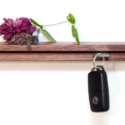Wooden Key Holder With Shelf - Floating Rack in Solid Oak For Entryway - thumbnail 4