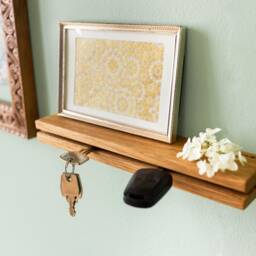 Wooden Key Holder With Shelf - Floating Rack in Solid Oak For Entryway - thumbnail 2